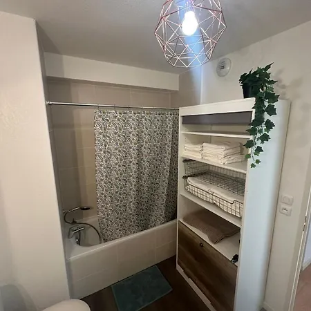 別荘 Maison Independante Avec Jardin Dans Proche De La *