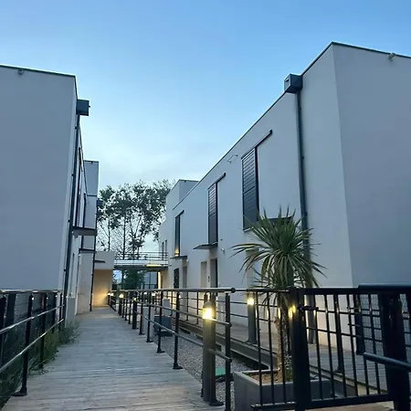 Casa vacanze Maison Indépendante Avec Jardin Dans Résidence Proche De La *