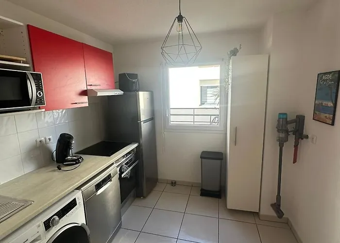 Maison Independante Avec Jardin Dans Proche De La Sérignan