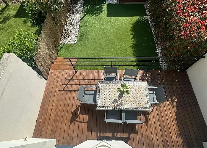 Maison Independante Avec Jardin Dans Proche De La Feriehus